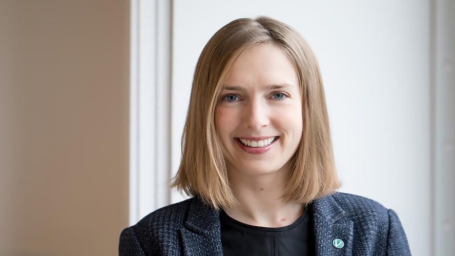 Portrett av Iselin Nybø